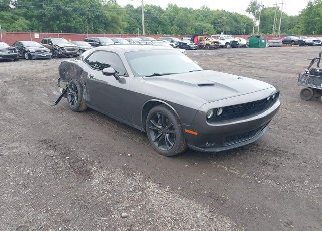 2016 DODGE Challenger