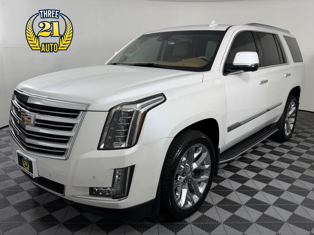 2016 CADILLAC Escalade