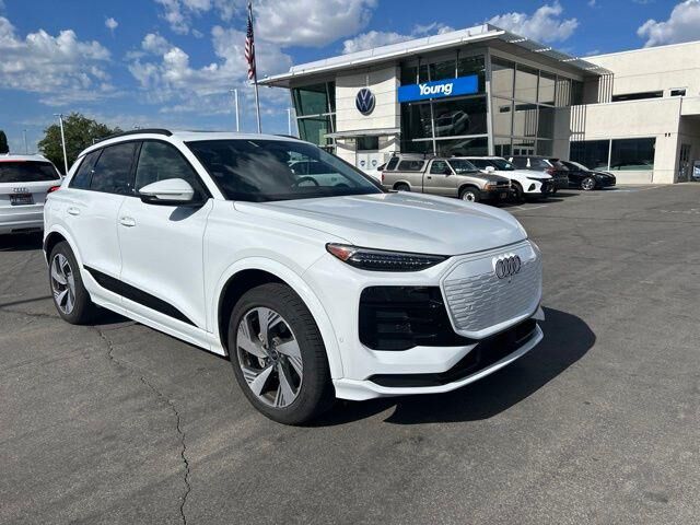 2025 AUDI Q6