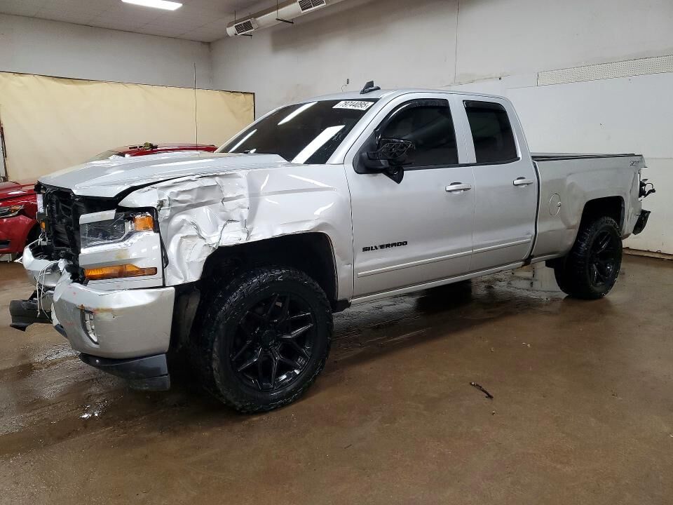 2018 CHEVROLET Silverado