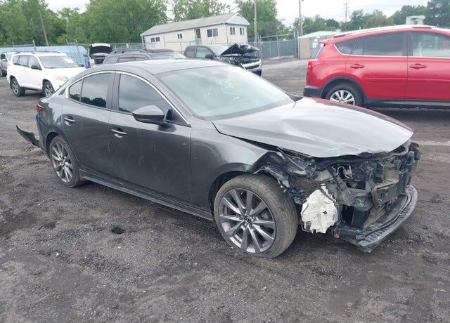 2024 MAZDA Mazda3