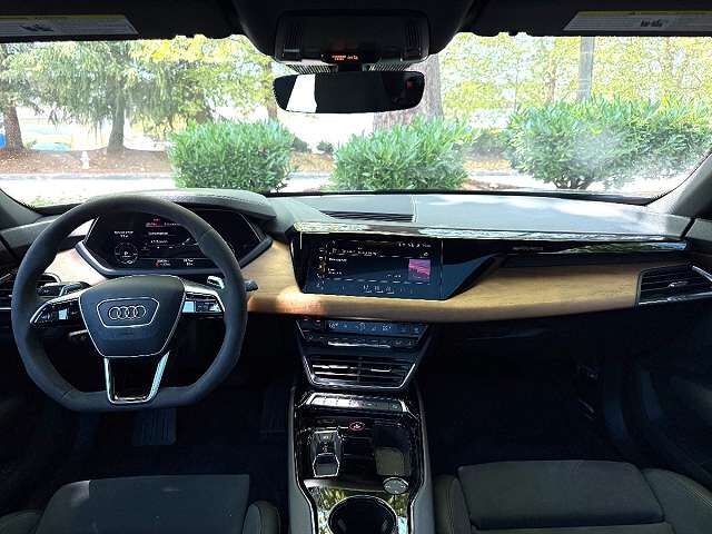 2022 Audi e-tron