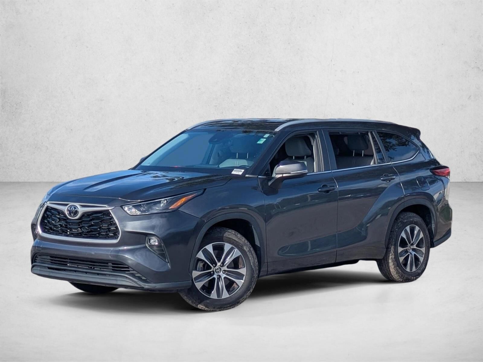 2023 TOYOTA Highlander