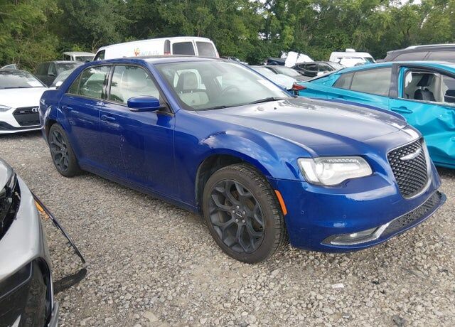 2019 CHRYSLER 300