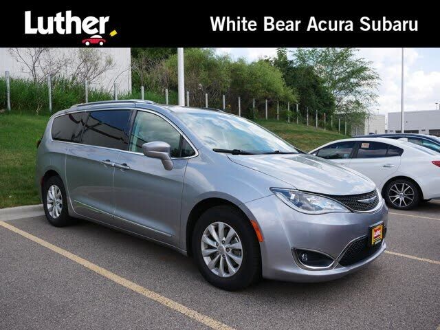 2019 CHRYSLER Pacifica