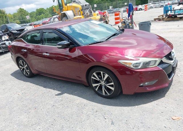 2017 NISSAN Maxima