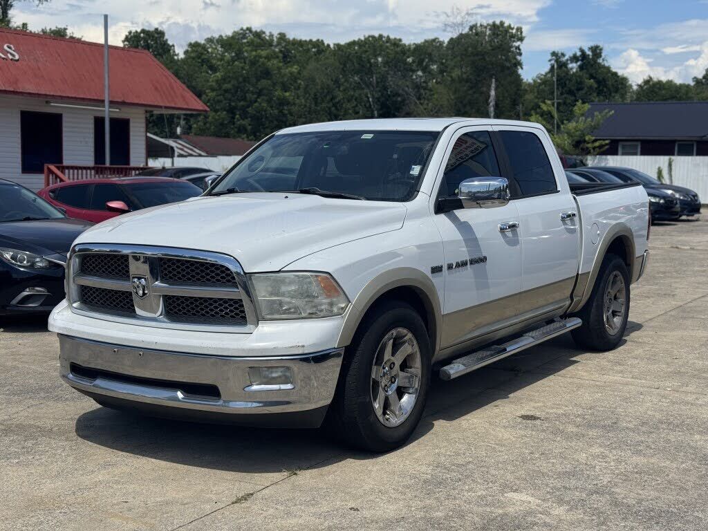 2011 DODGE Ram