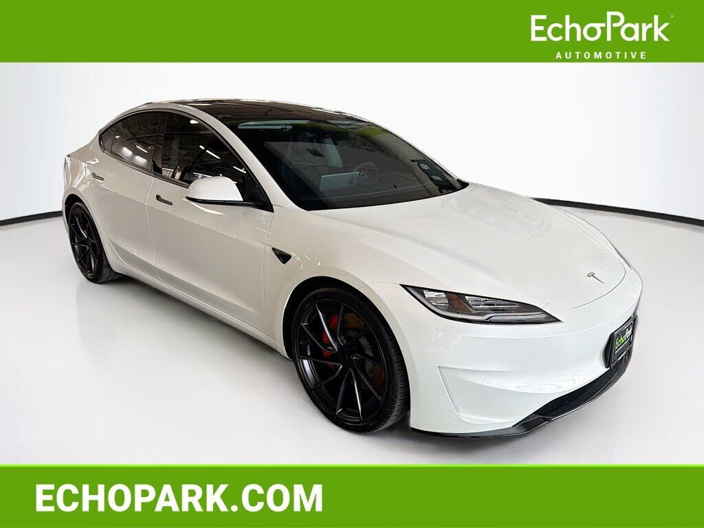2025 TESLA Model 3