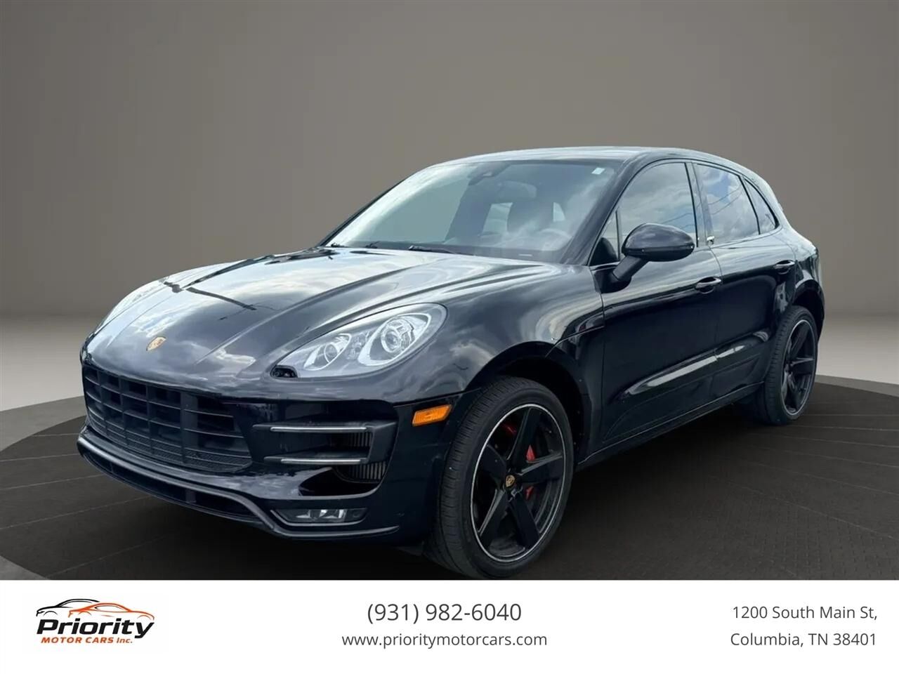 2017 PORSCHE Macan