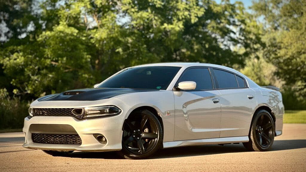 2019 DODGE Charger