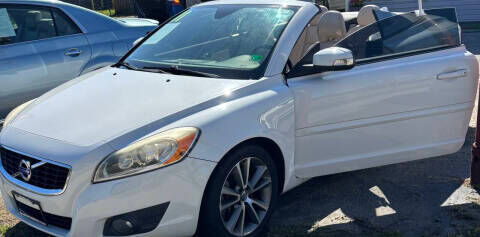 2011 VOLVO C70