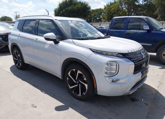 2022 MITSUBISHI Outlander
