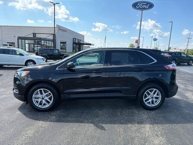 2023 FORD Edge
