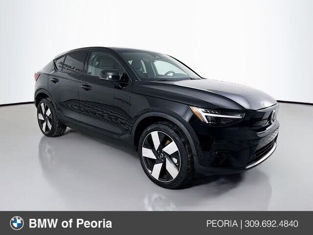 2023 VOLVO C40