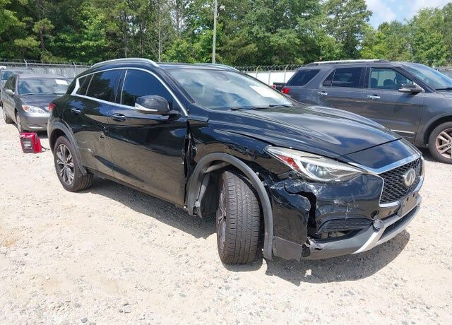 2017 INFINITI QX30