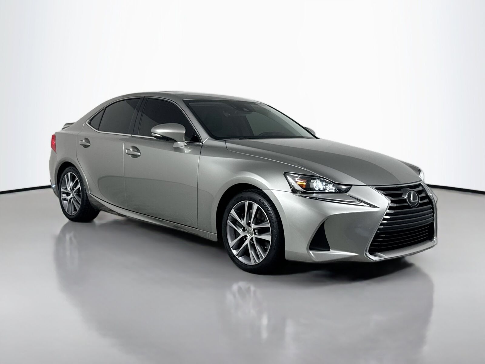 2020 LEXUS IS