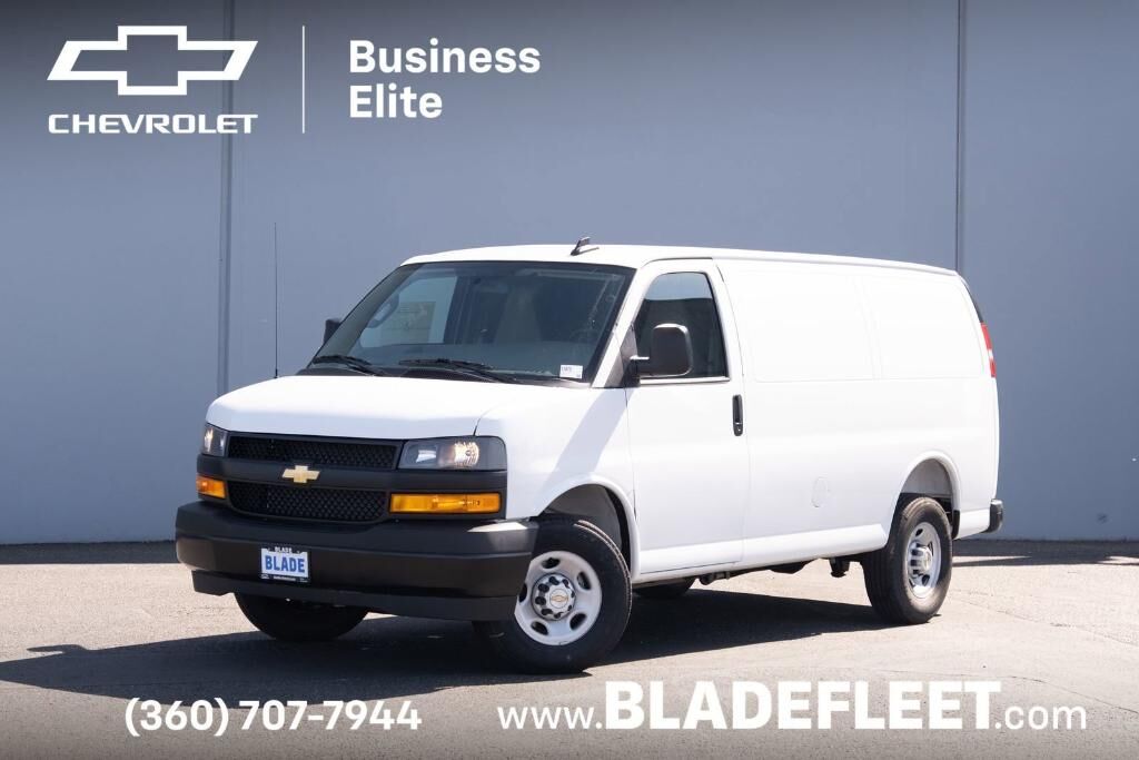 2026 CHEVROLET Express