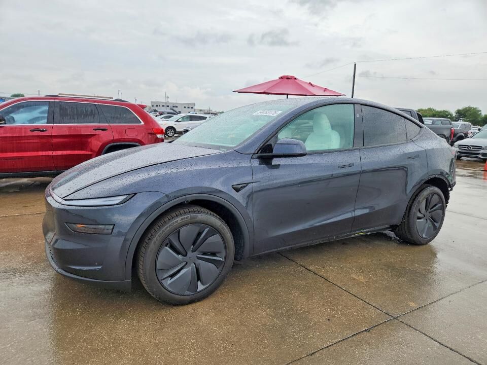 2026 TESLA Model Y