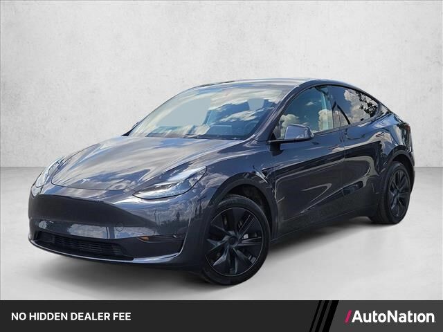 2025 TESLA Model Y