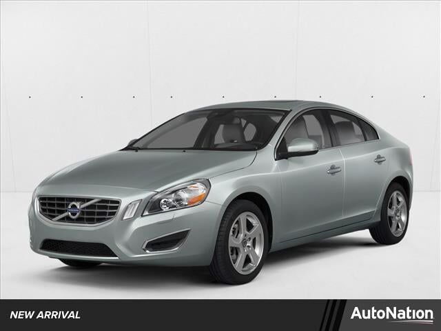2013 VOLVO S60