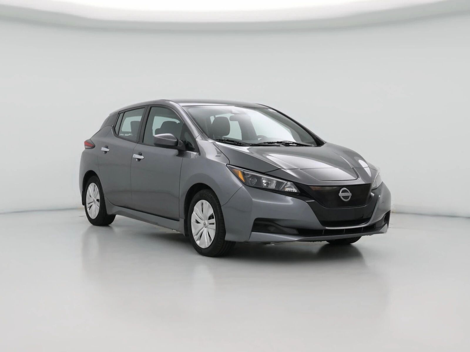 2025 NISSAN Leaf