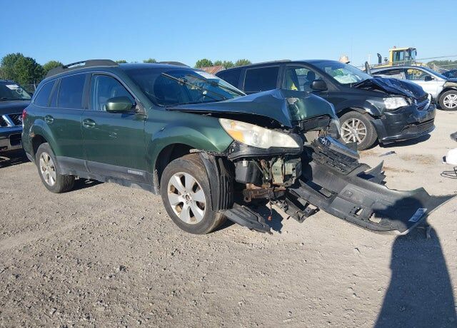 2011 SUBARU Outback