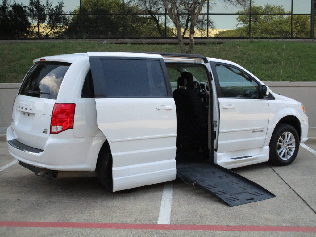 2015 DODGE Grand Caravan