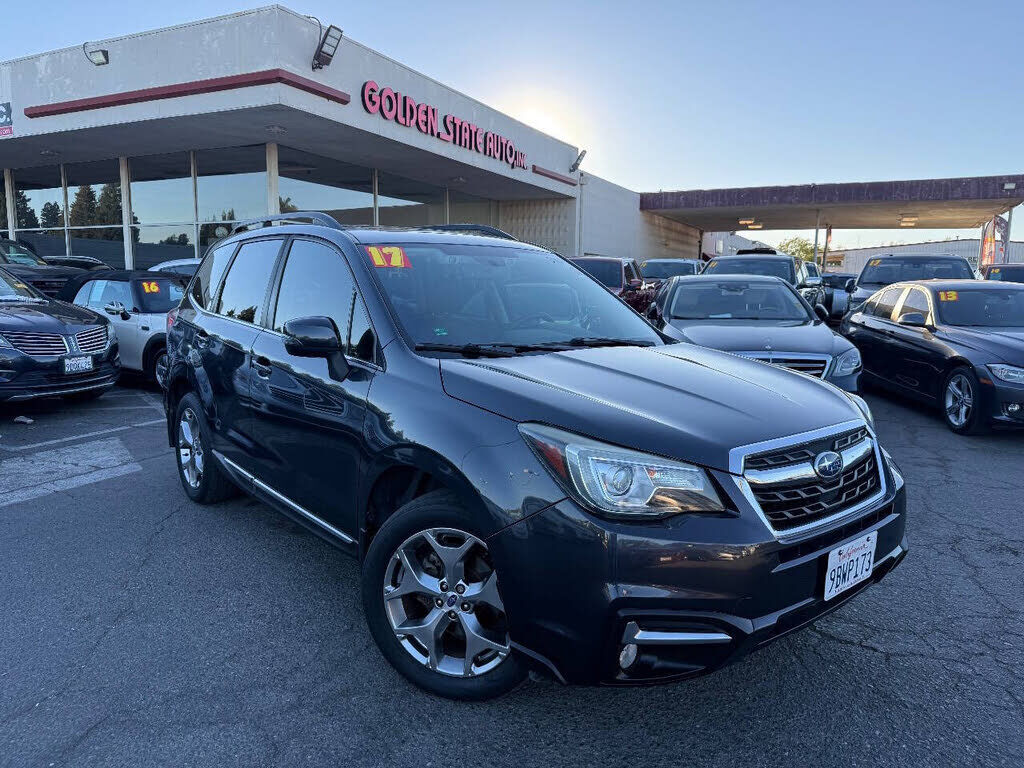 2017 SUBARU Forester