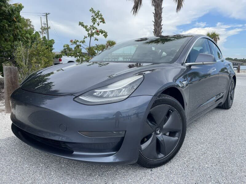 2020 TESLA Model 3