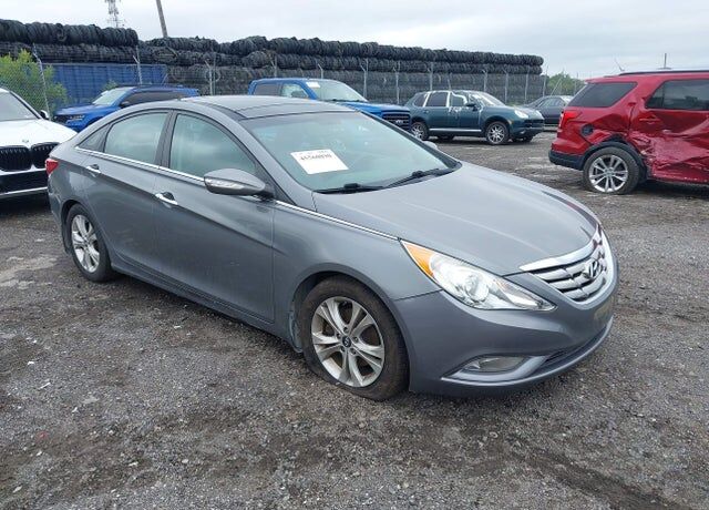 2013 HYUNDAI Sonata