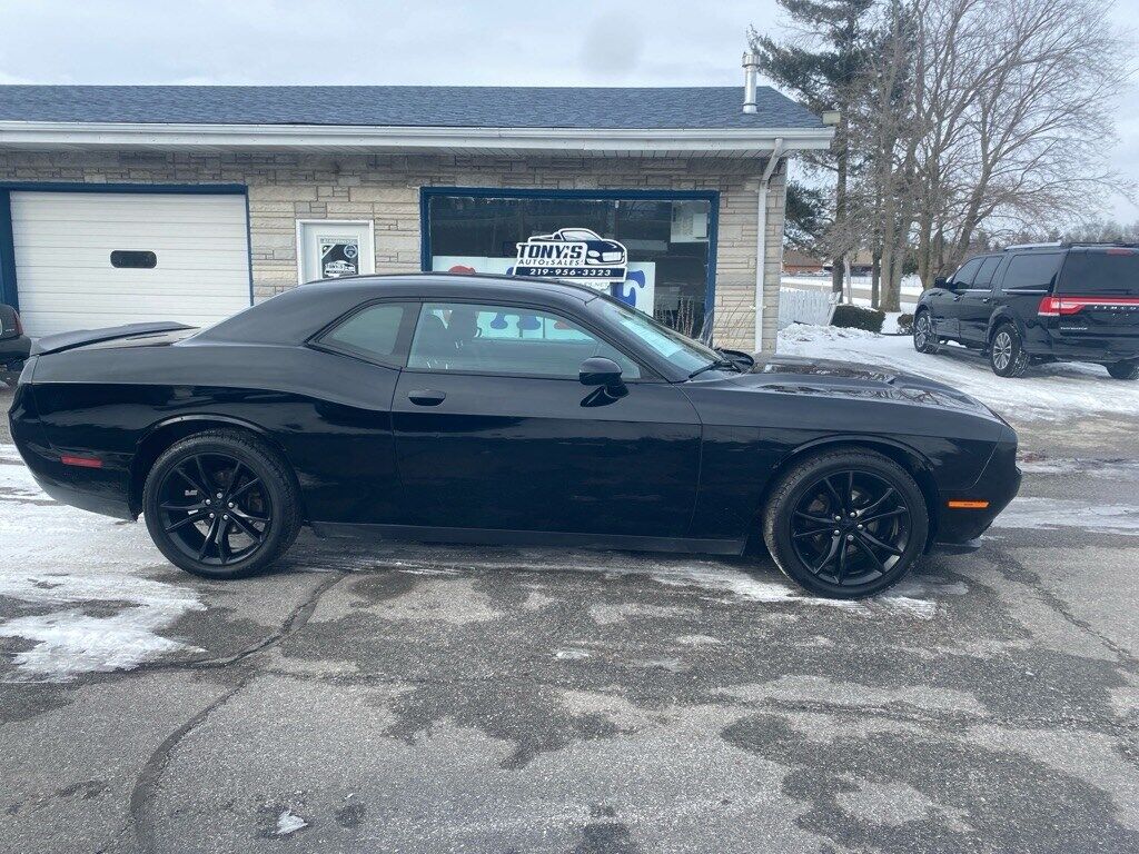 2016 DODGE Challenger