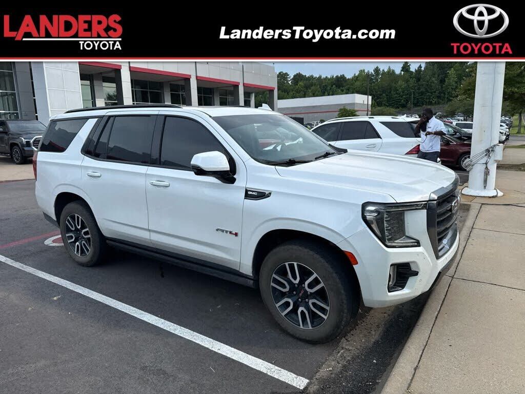 2023 GMC Yukon
