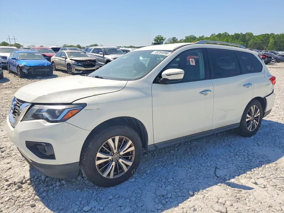 2017 NISSAN Pathfinder