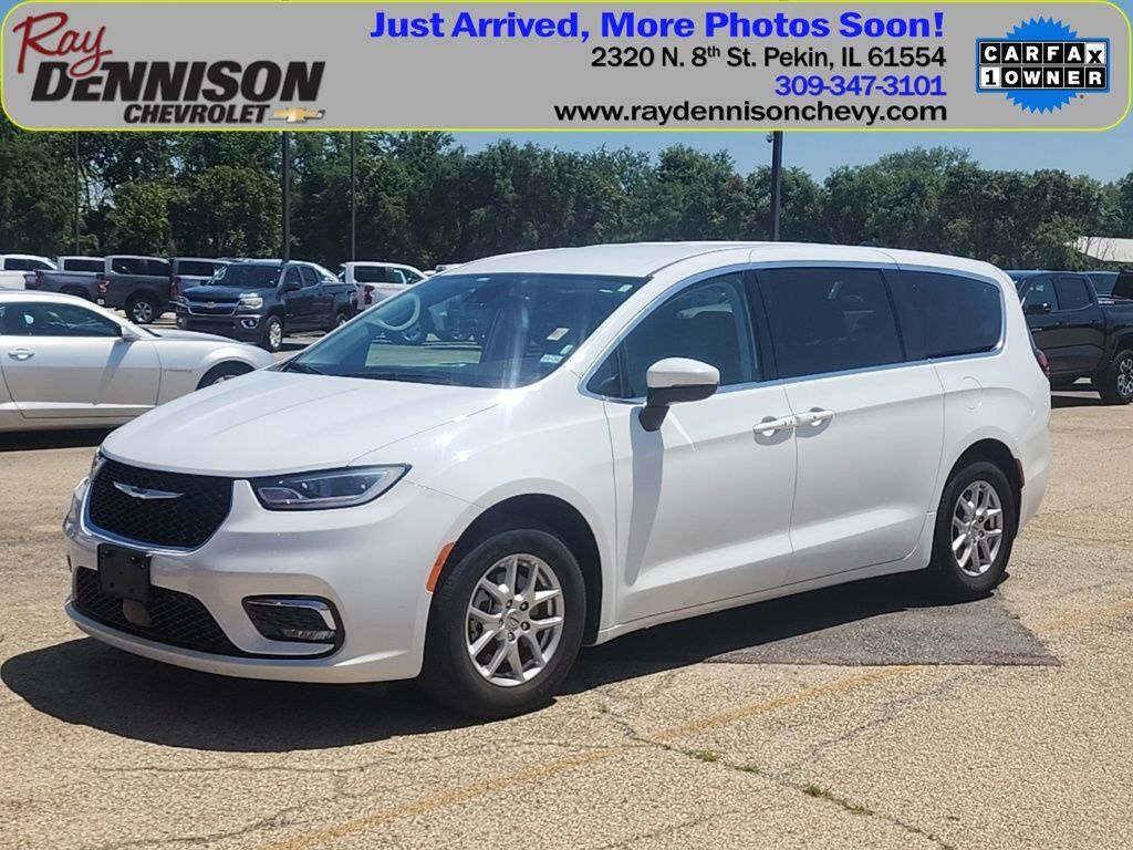 2023 CHRYSLER Pacifica