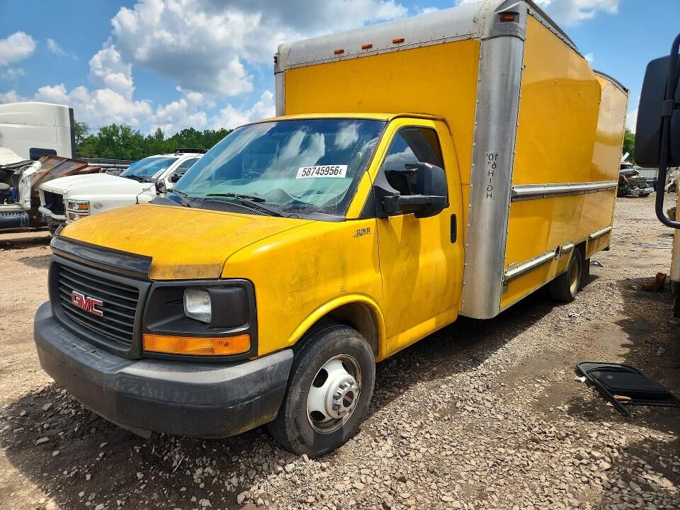 2013 GMC Savana