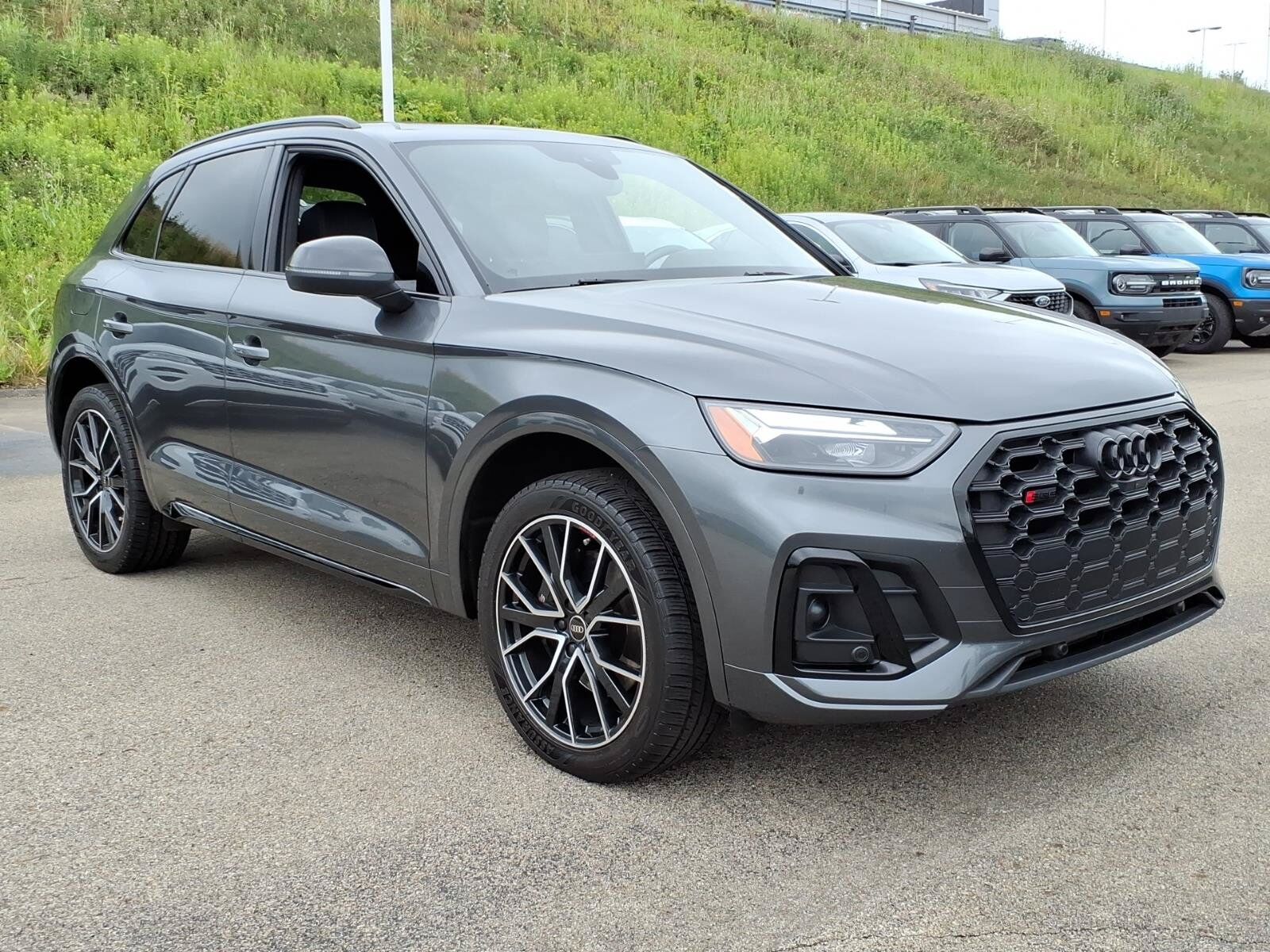 2023 AUDI SQ5