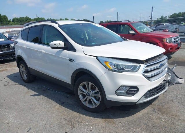 2017 FORD Escape