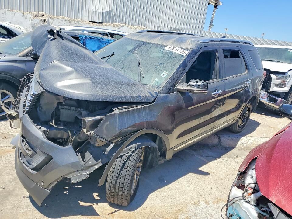 2017 FORD Explorer