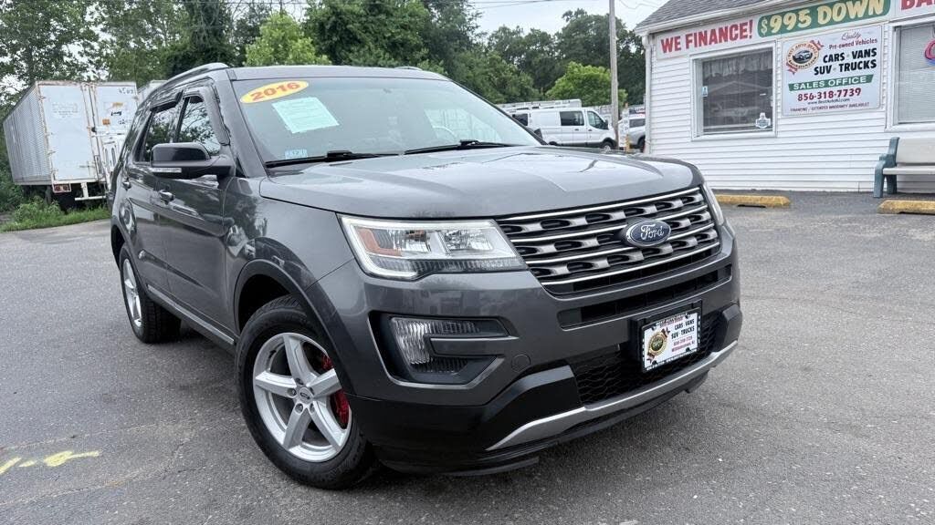 2016 FORD Explorer