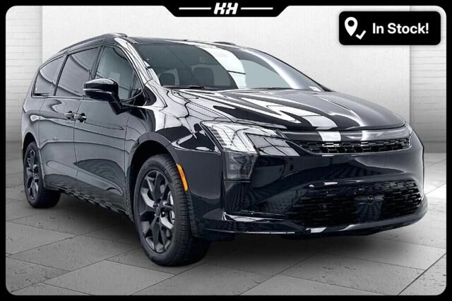 2027 CHRYSLER Pacifica