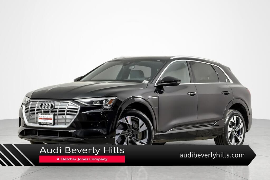 2022 AUDI e-tron