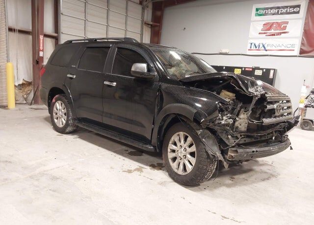 2013 TOYOTA Sequoia
