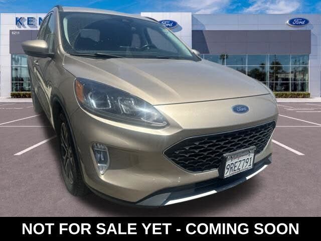 2021 FORD Escape