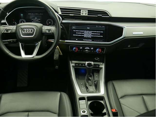 2023 Audi Q3