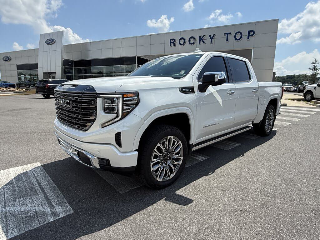 2023 GMC Sierra