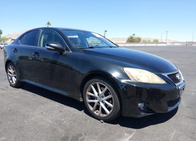 2011 LEXUS IS