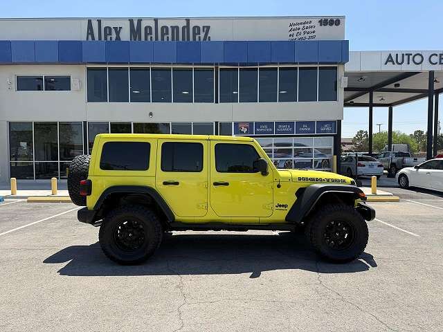 2022 JEEP Wrangler