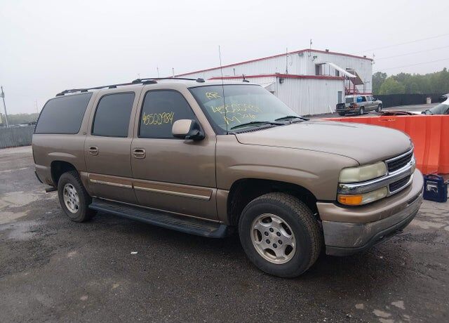 2004 CHEVROLET Suburban