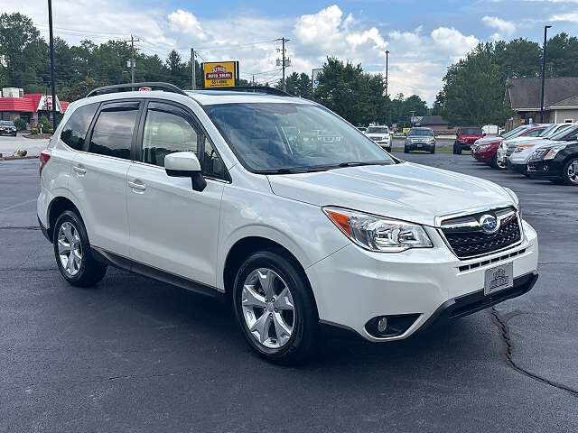 2015 SUBARU Forester