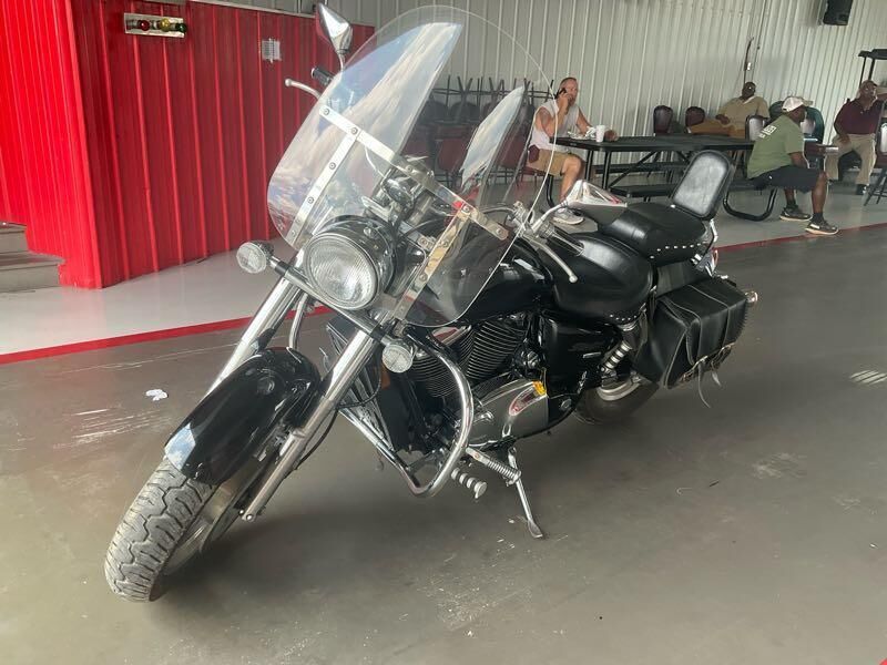 Honda VT1100C2 (SHADOW SABRE)